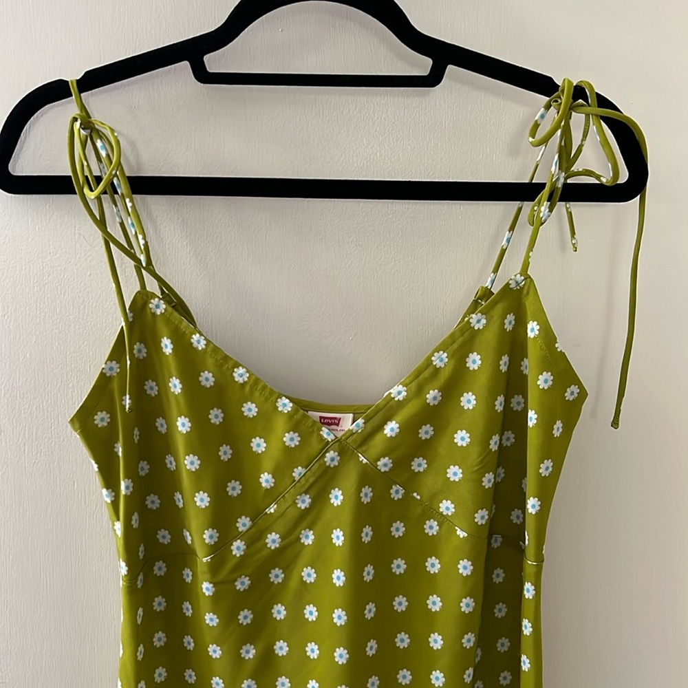 Levi Green daisy dress